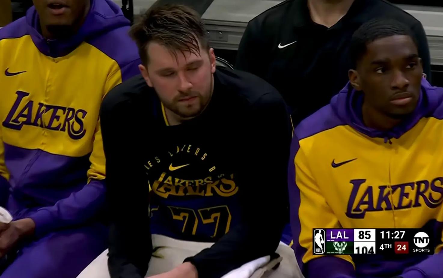 爱游戏-德国队带队取胜！，东契奇重要时刻表现优异全场沸腾不已的简单介绍